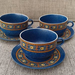 3 Cups & Saucers